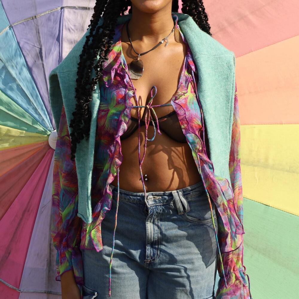 Multicolor Feather Print Urban